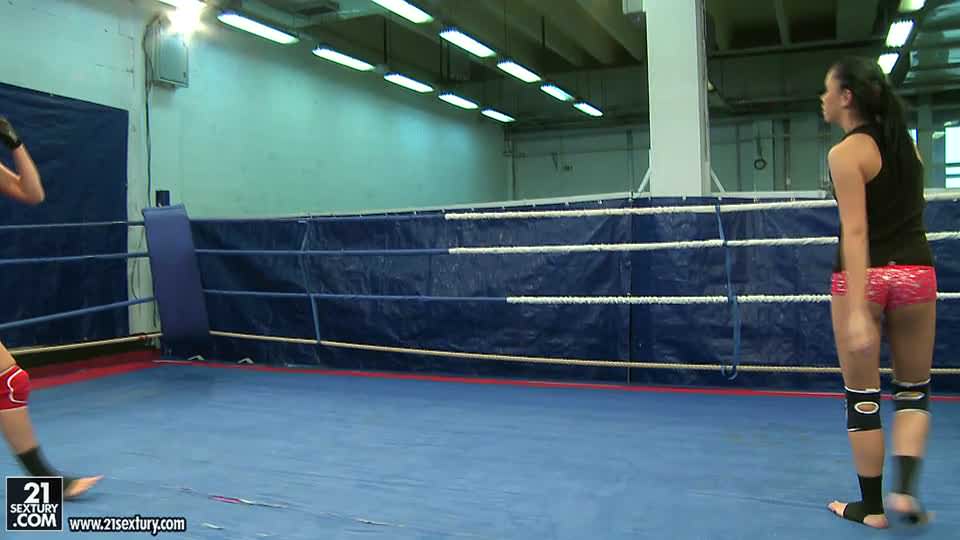 Nude Fight Club Presents Rosee vs Nilla