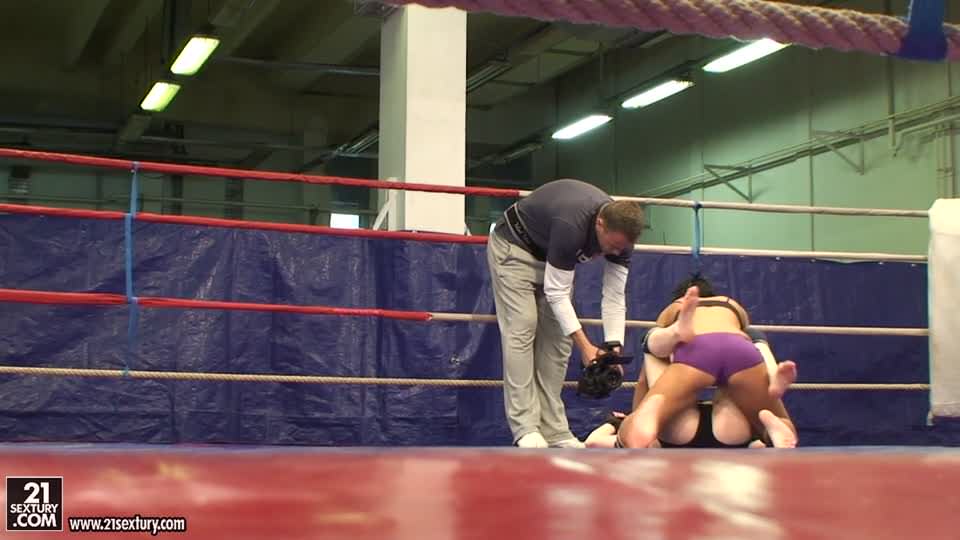 Nude Fight Club Backstage with Samantha Bentley & Angelica Kitten